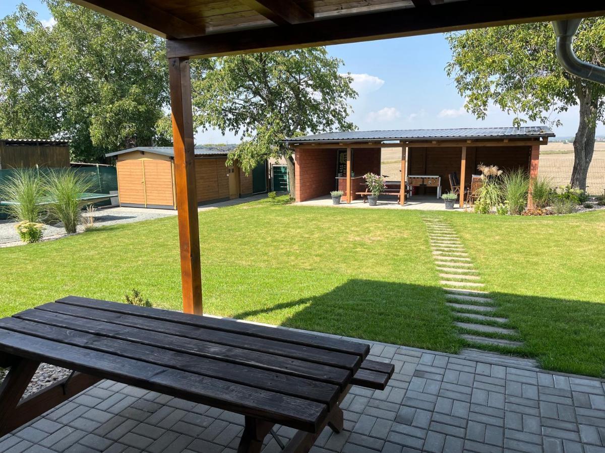 Penzion 411 Solnice Exterior foto